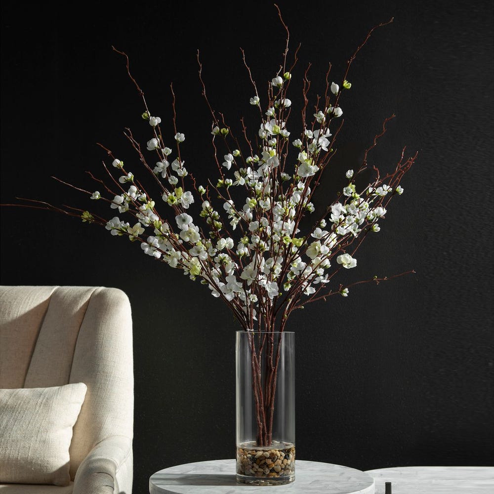 BLOSSOMS CENTERPIECE