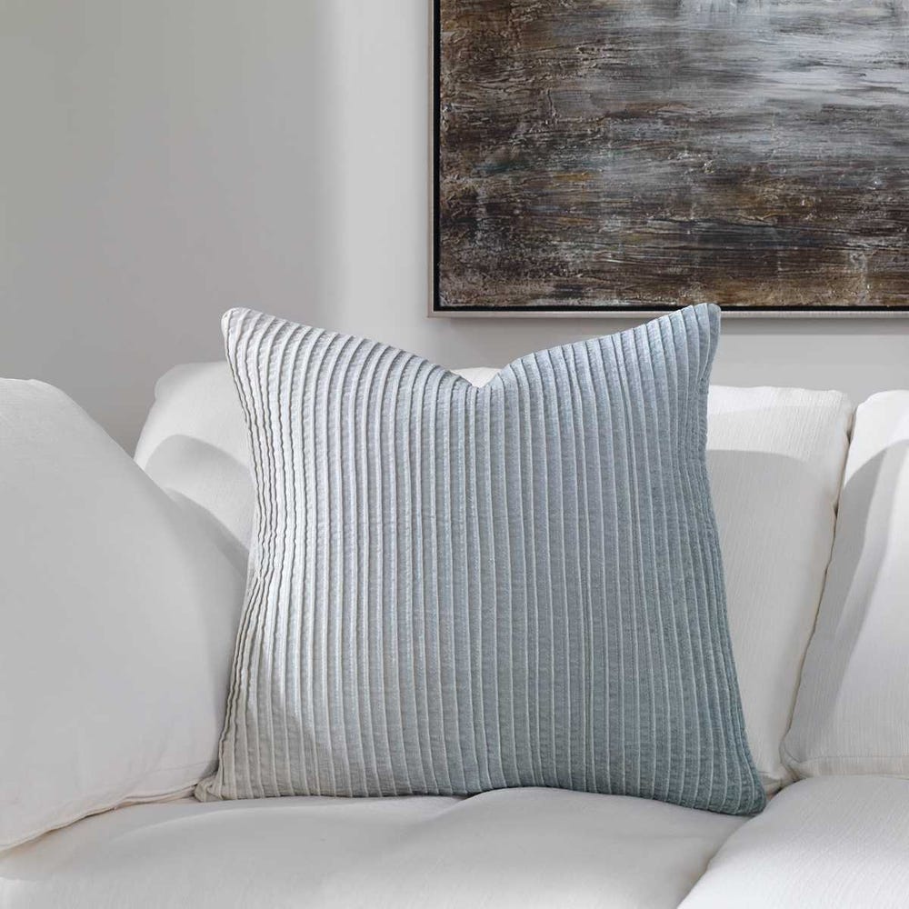 FADE OUT VELVET BLUE PILLOW