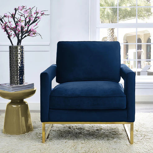 AVERY NAVY CHAIR