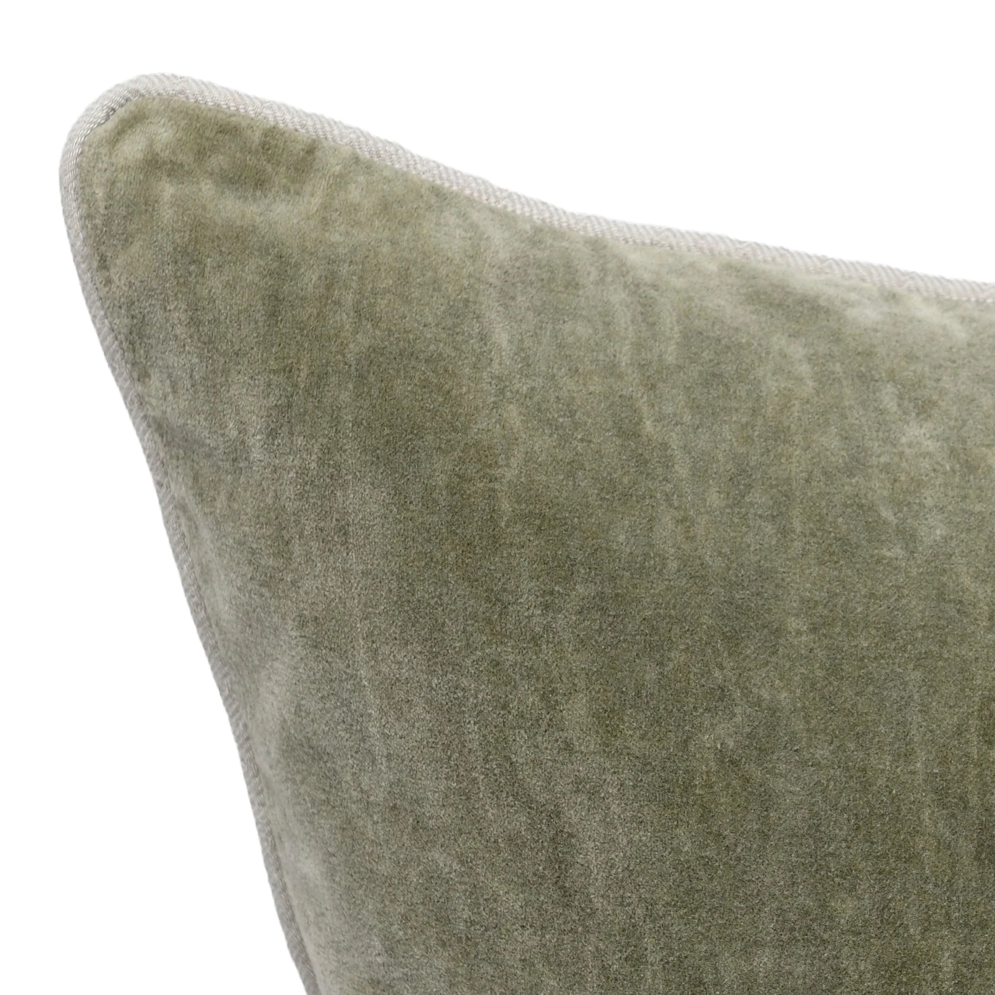 VELVET MOSS PILLOW