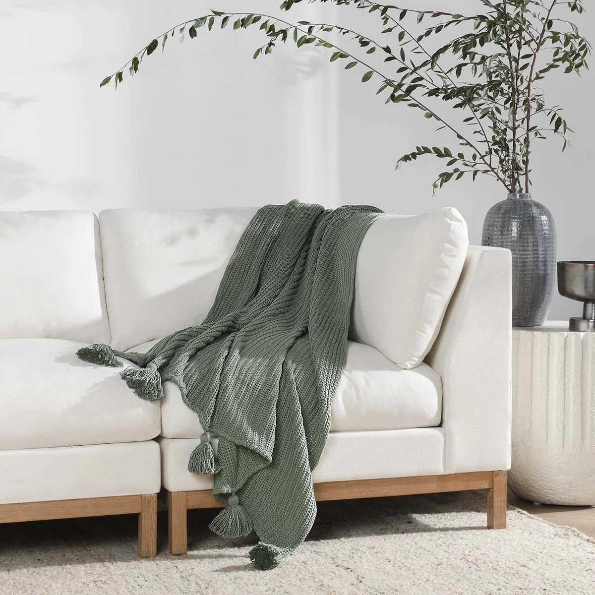 SAGE COTTON THROW W/TASSELS