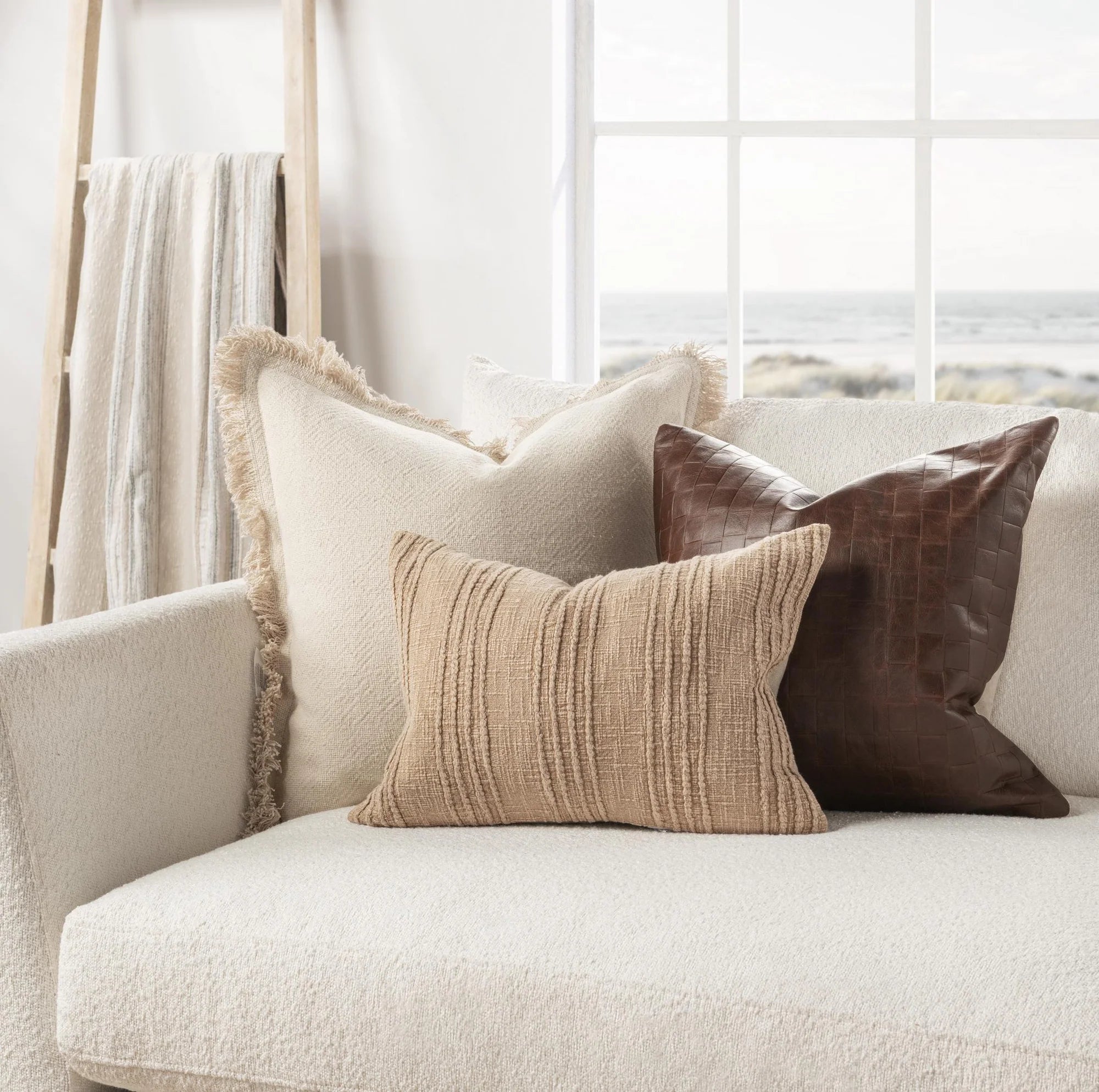 SESTON BROWN LEATHER PILLOW 20"