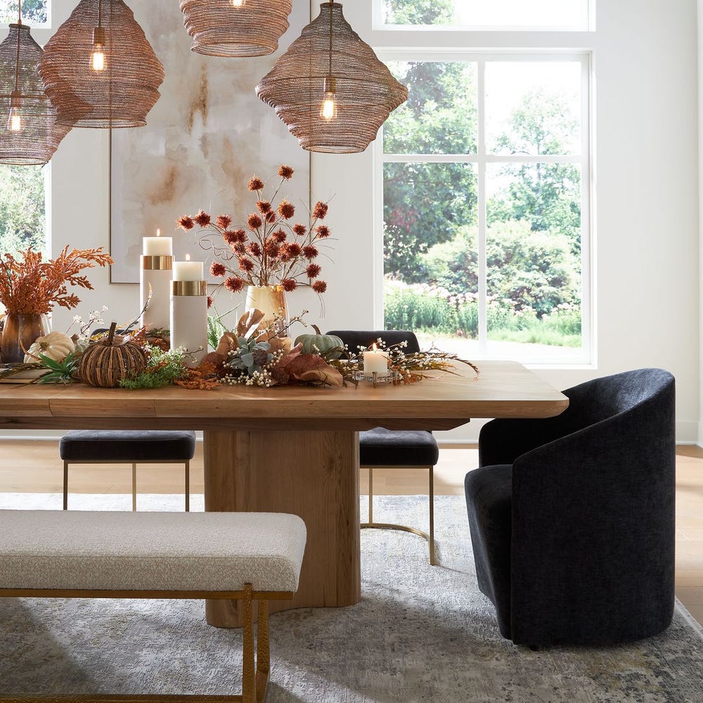 LILIA DINING TABLE