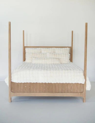 MINKY COUTURE X OSMOND DESIGNS CREAM KING DUVET-105"x95"