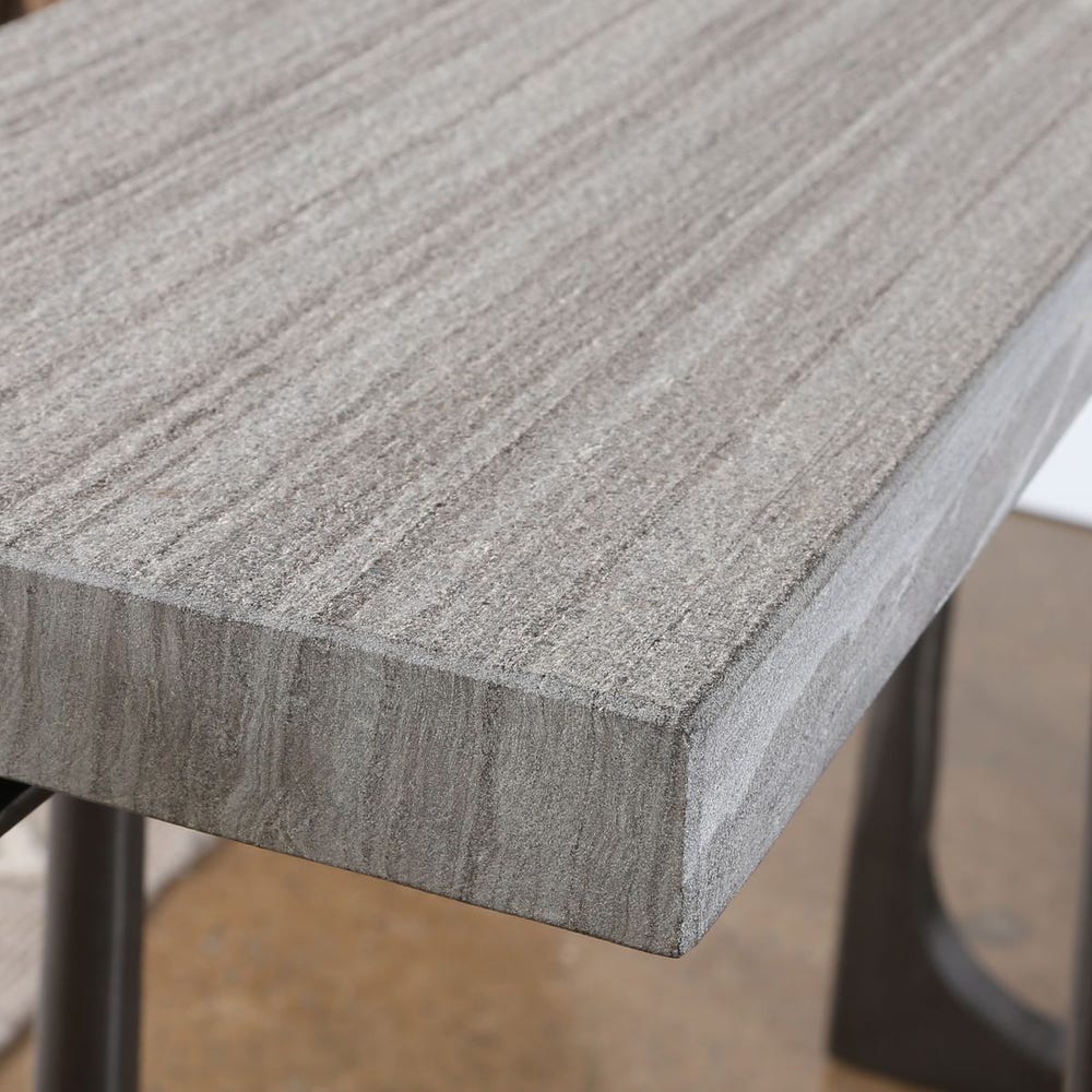 TAPER CONSOLE