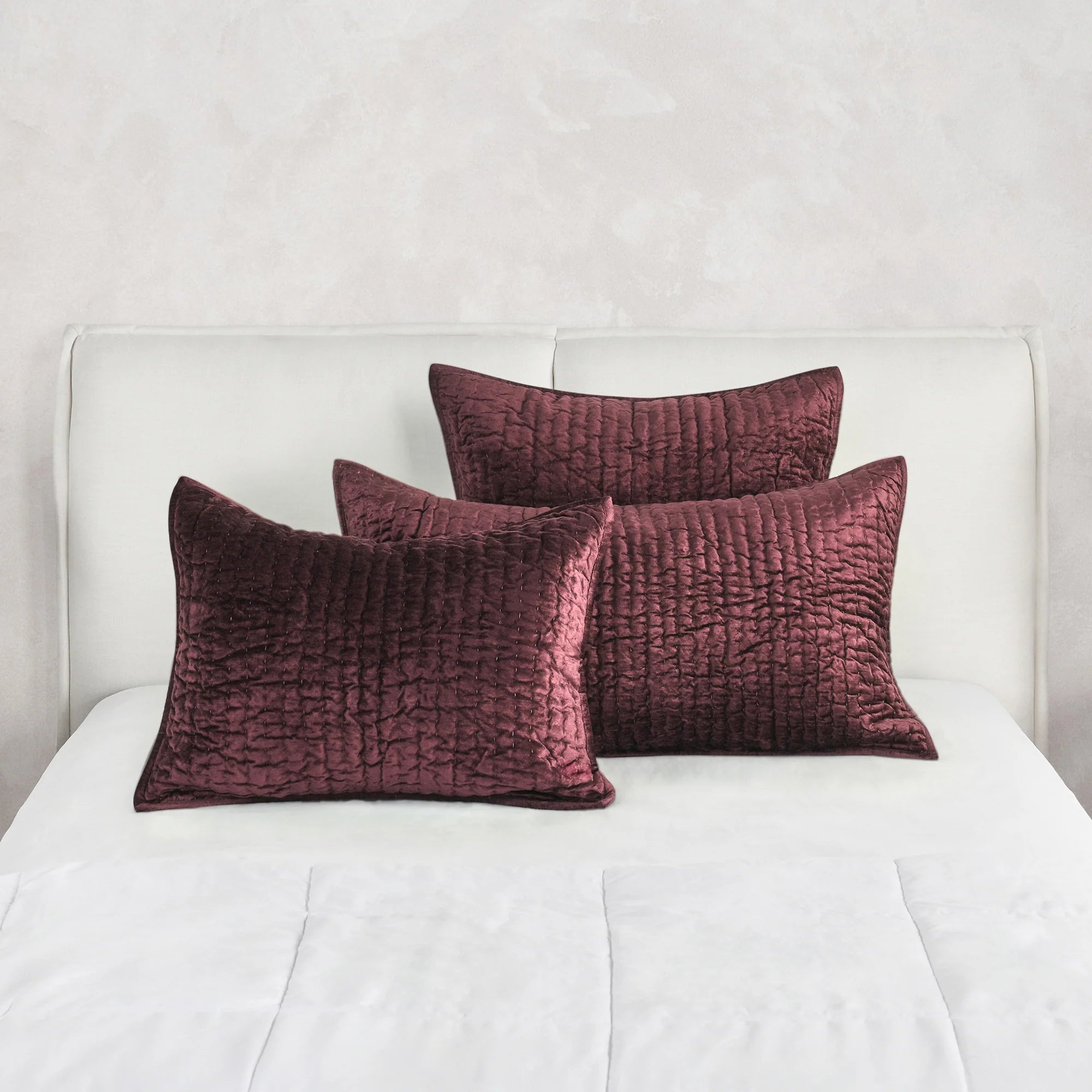 BARI VELVET PORT EURO SHAM