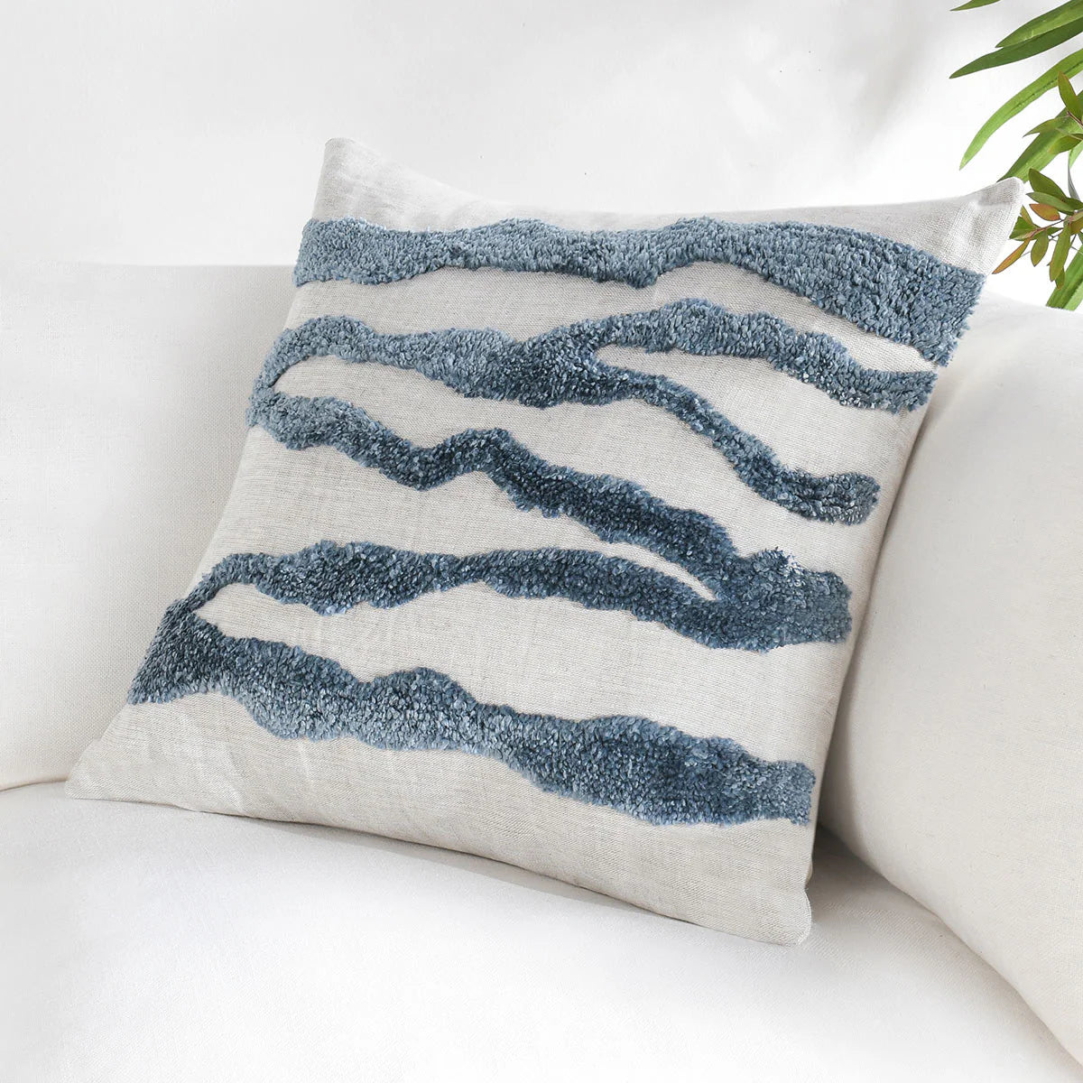 PASSAGE CAPRI BLUE PILLOW